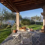 Villa La Piana Mommio